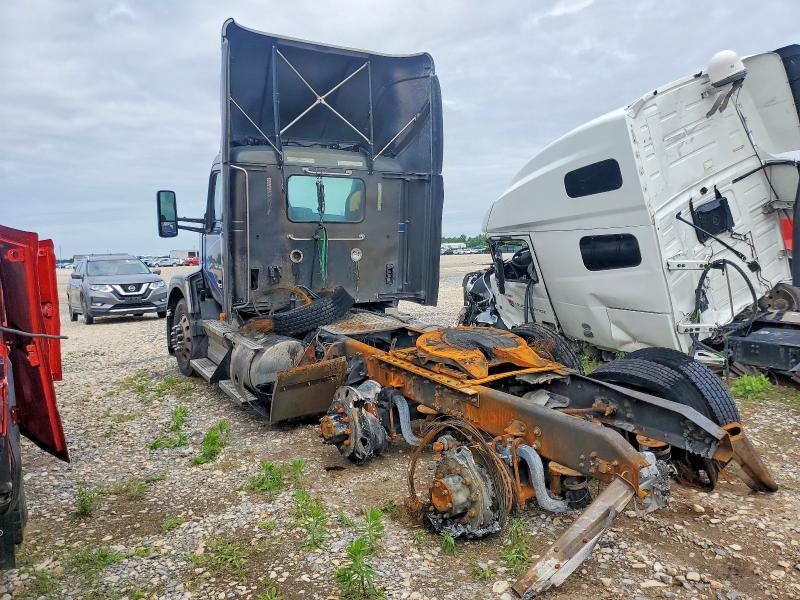 2024 Kenworth All other VIN 1XKYDP9X3RJ348970 COPART salvage auction — BURN, IL - SALVAGE CERTIFICATE, sold $15,100 on 2026-07-20 (photo 3)