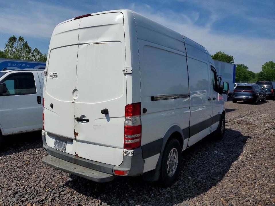 2010 Frht - freightliner Sprinter VIN WDYPE7CC3A5465542 COPART salvage auction — SIDE, ST, sold $750 on 2026-08-12 (photo 3)