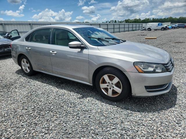 2014 Volkswagen Passat VIN 1VWBT7A32EC057871 COPART salvage auction — MECHANICAL, Fl - Certificate Of Title (P), sold $500 on 2026-09-01 (photo 4)