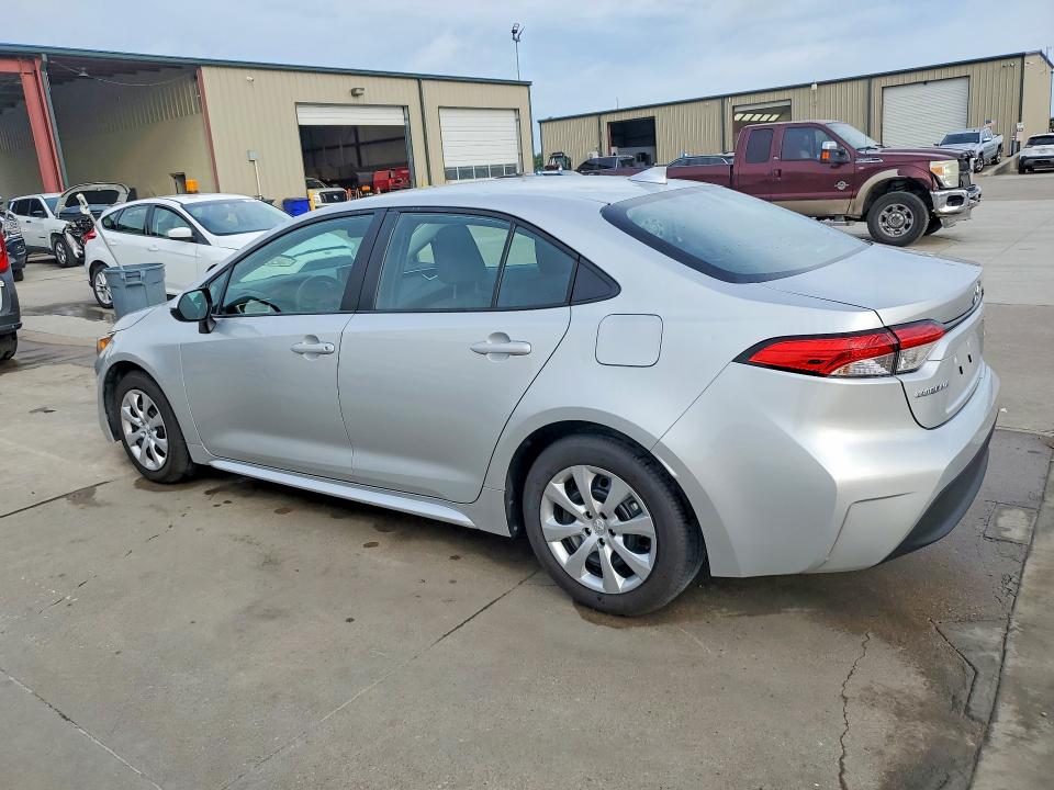2025 Toyota Corolla VIN 5YFB4MDE2SP253694 COPART salvage auction — HAIL, Tx - Certificate Of Title (P), sold $10,800 on 2026-07-30 (photo 2)
