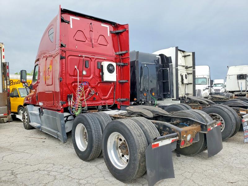 2017 Freightliner Cascadia 125 VIN 3AKJGLDR5HSHF1093 COPART salvage auction — MINOR DENT/SCRATCHES, IL - CERT OF TITLE-REBUILT, sold $3,400 on 2026-07-09 (photo 3)