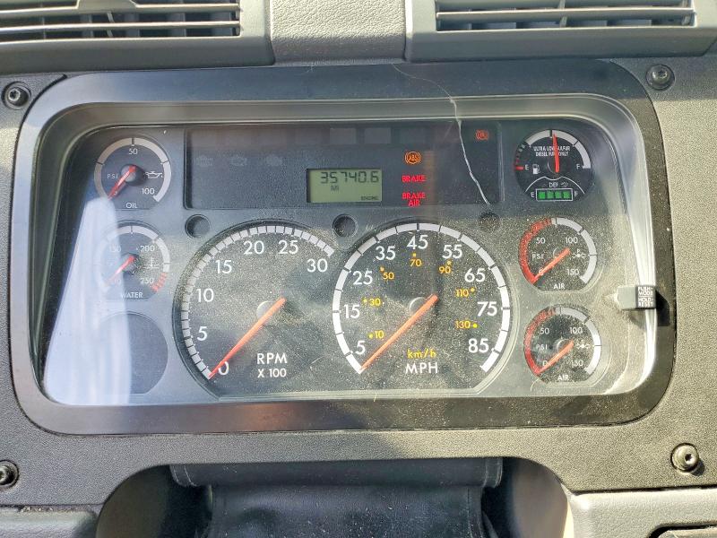 2016 Freightliner All other VIN 1FUBGDDV3GLHF7346 COPART salvage auction — MECHANICAL, CT, sold $3,100 on 2026-07-08 (photo 8)