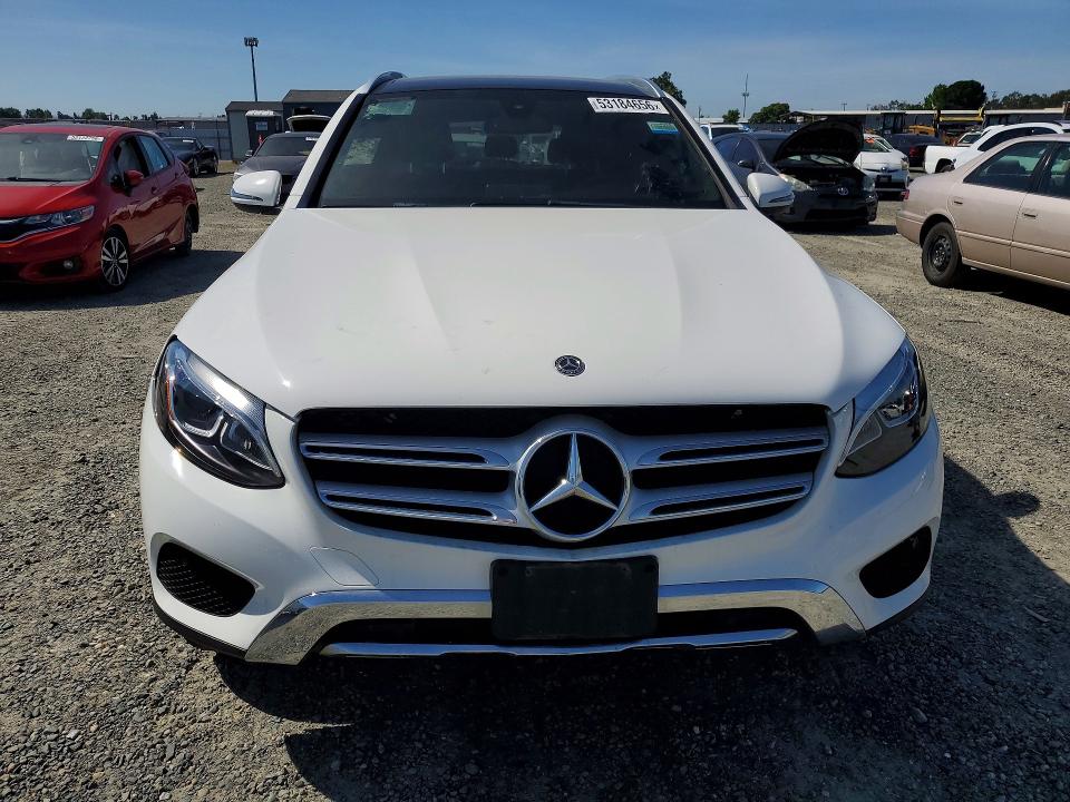 2018 Mercedes-benz Glc class VIN WDC0G4KB8JV076114 COPART salvage auction — NORMAL WEAR, Ca - Dis/Dlr/Exp Only Clean Title, sold $8,900 on 2026-08-11 (photo 5)