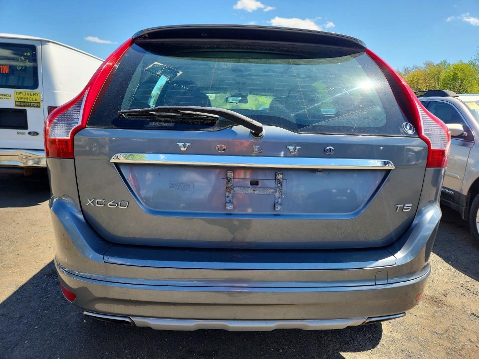 2017 Volv Xc60 VIN YV440MDJ9H2087521 COPART salvage auction — MINOR DENT/SCRATCHES, RI - CERTIFICATE OF TITLE, sold $4,600 on 2026-07-30 (photo 6)