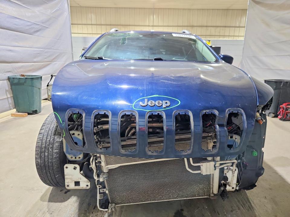 2018 Jeep Cherokee VIN 1C4PJMLX5JD522306 COPART salvage auction — FRONT END, NH - CERT OF TITLE-SALVAGE, sold $525 on 2026-07-02 (photo 5)