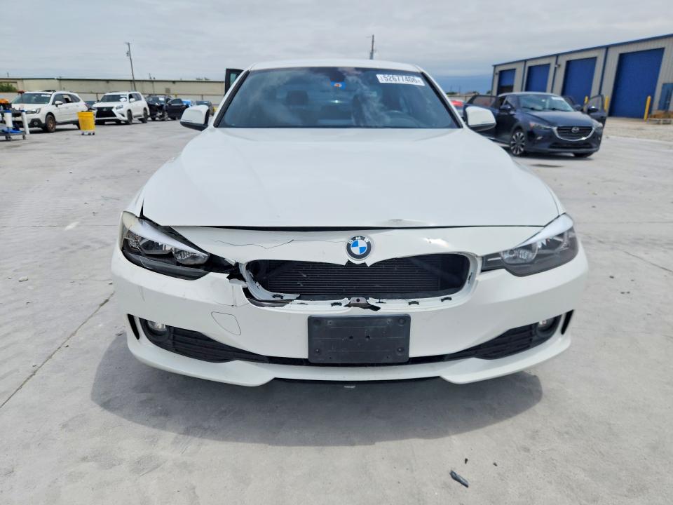 2015 BMW 3er VIN WBA3B1G56FNT63555 COPART salvage auction — FRONT END, Tx - Certificate Of Title, sold $175 on 2026-07-03 (photo 5)