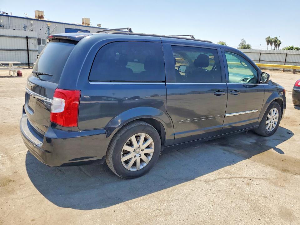 2014 Chrysler Minivan VIN 2C4RC1BG3ER444095 COPART salvage auction — NORMAL WEAR, Ca - Salvage Acquisition Billofsale, sold $750 on 2026-07-31 (photo 3)
