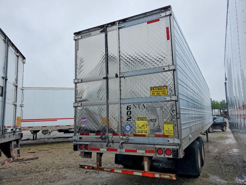 2006 Utility trailer Trailer VIN 1UYVS24886M718703 COPART salvage auction — MINOR DENT/SCRATCHES, ST, sold $1,000 on 2026-07-09 (photo 4)