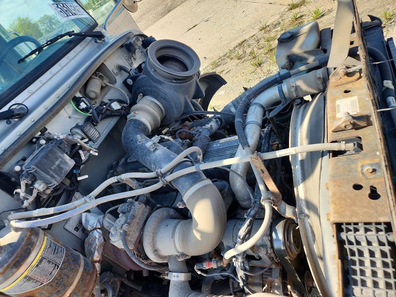 2015 Peterbilt All other VIN 2NP3LJ9X7FM307096 COPART salvage auction — FRONT END, CT, sold $9,200 on 2026-07-14 (photo 7)