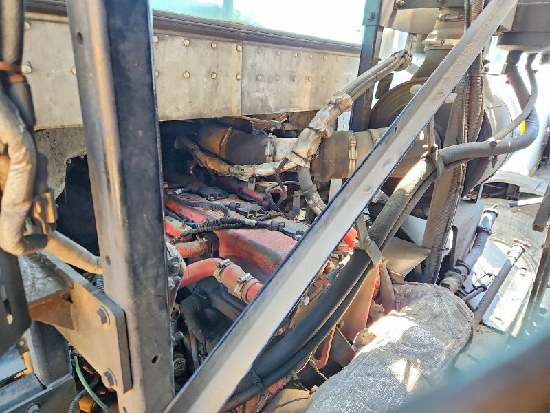 2015 Peterbilt All other VIN 3BPZLH0X2FF260940 COPART salvage auction — FRONT END, CD, sold $1,000 on 2026-07-09 (photo 7)