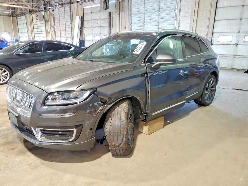 2019 Lincoln Nautilus VIN 2LMPJ8LP2KBL18352 COPART salvage auction — FRONT END, Il - Salvage Certificate, sold $3,000 on 2026-07-03 (photo 1)