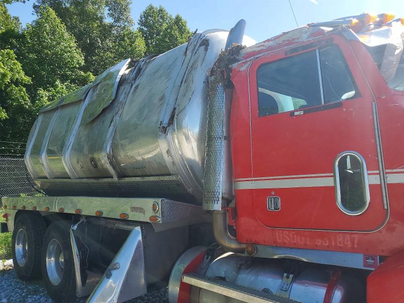 2000 Peterbilt All other VIN 1XPGDU9X1YD516591 COPART salvage auction — FRONT END, PA - CERTIFICATE OF SALVAGE, sold $7,000 on 2026-07-23 (photo 9)