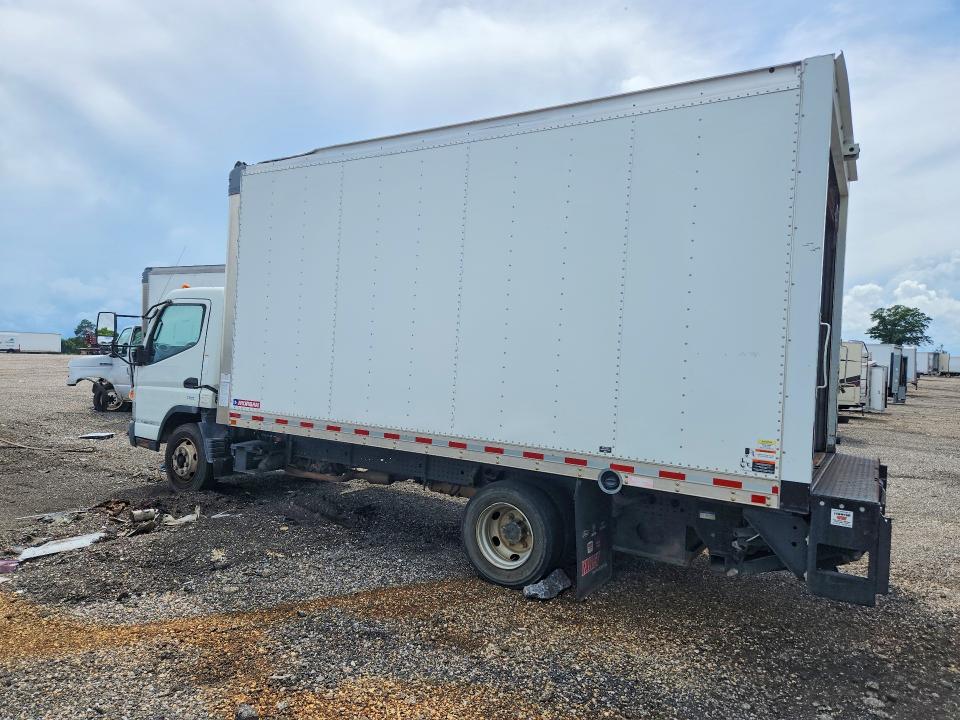 2020 Mitsubishi fuso truck of america inc All other VIN 4UZBVG119LGLH9853 COPART salvage auction — NORMAL WEAR, CT, sold $8,985 on 2026-07-07 (photo 2)