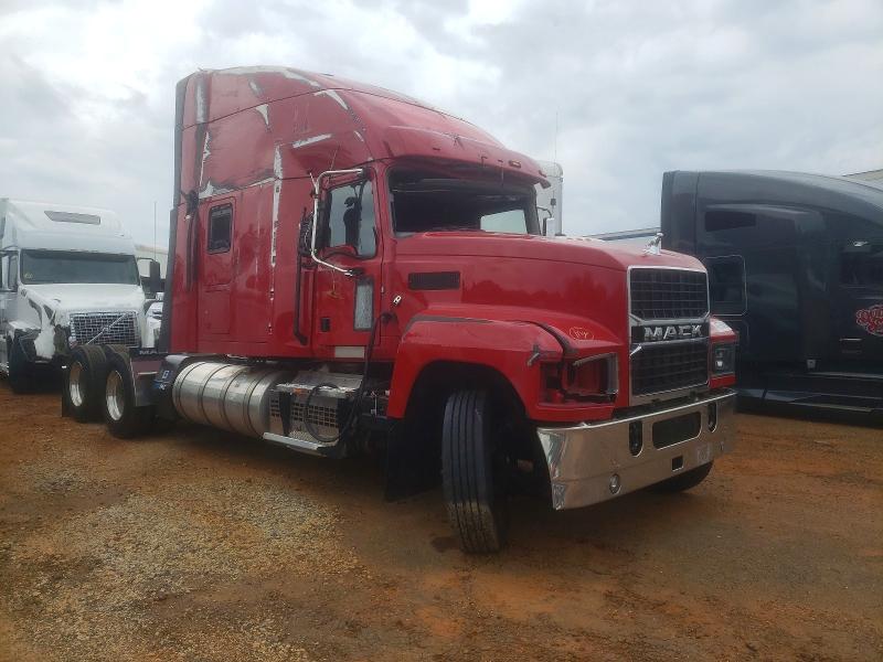 2025 Mack All other VIN 1M1PN4GYXSM017743 COPART salvage auction — ROLLOVER, NC - SALVAGE CERTIFICATE OF TITLE, sold $22,300 on 2026-07-16 (photo 1)