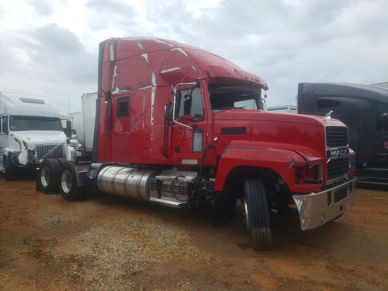 2025 Mack All other VIN 1M1PN4GYXSM017743 COPART salvage auction — ROLLOVER, NC - SALVAGE CERTIFICATE OF TITLE, sold $22,300 on 2026-07-16 (photo 9)