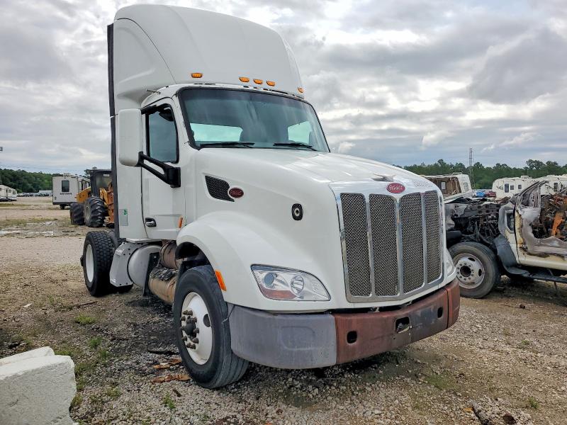 2017 Peterbilt All other VIN 1XPBA48X7HD428911 COPART salvage auction — NORMAL WEAR, CT, sold $5,100 on 2026-07-22 (photo 1)