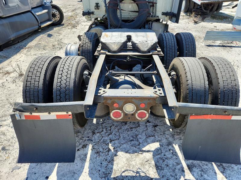 2018 Freightliner All other VIN 3AKJGLDV5JDKD0685 COPART salvage auction — FRONT END, RB, sold $150 on 2026-07-09 (photo 9)