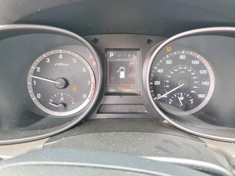 2017 Hyundai Santa fe VIN 5XYZTDLB7HG444193 COPART salvage auction — MINOR DENT/SCRATCHES, Fl - Dis/Dlr/Exp Only Clean Title, sold $3,400 on 2026-07-17 (photo 9)