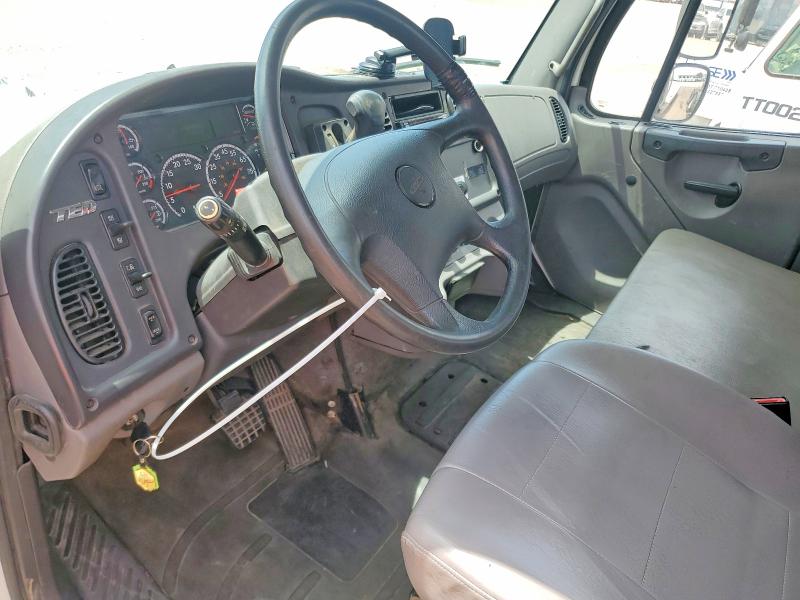 2019 Freightliner All other VIN 1FVACWD24KHJY5124 COPART salvage auction — NORMAL WEAR, AZ - CERTIFICATE OF TITLE (P), sold $22,000 on 2026-07-27 (photo 8)