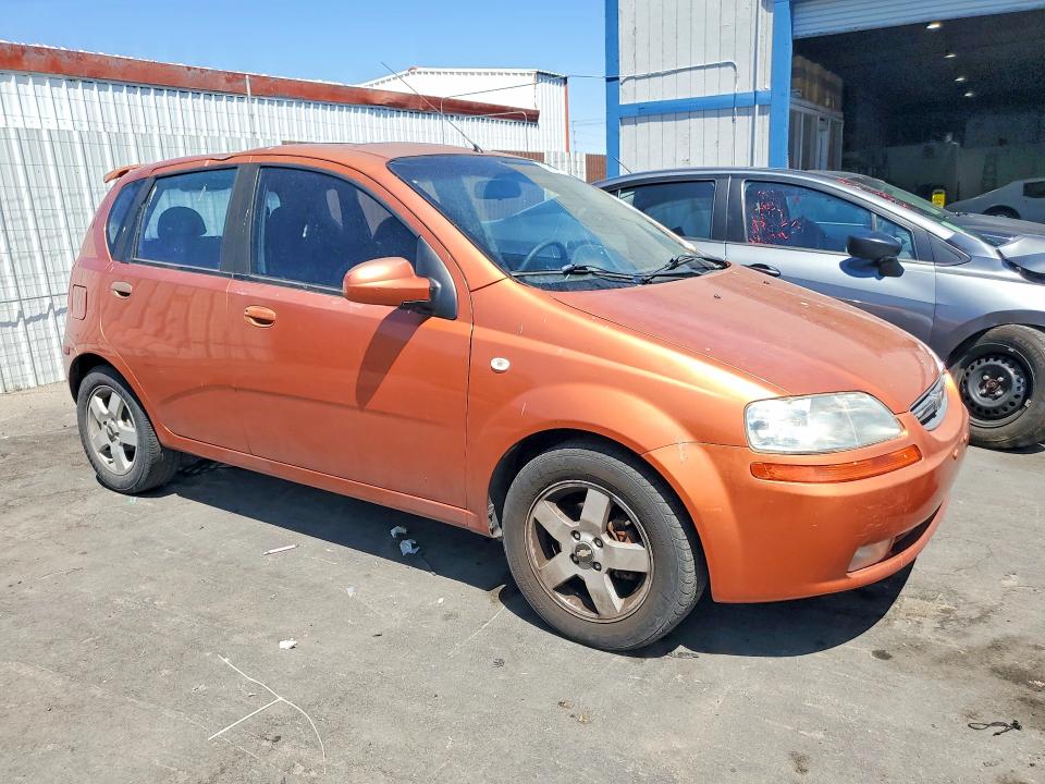 2006 Chevrolet Aveo VIN KL1TG66636B523136 COPART salvage auction — ROOF, Nv - Salvage Title, sold $475 on 2026-07-27 (photo 4)