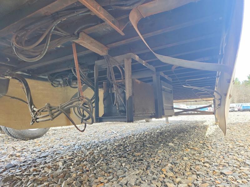 2015 Utility All models VIN 1UYVS2534FG164819 COPART salvage auction — NORMAL WEAR, PA - CERT OF TITLE, sold $925 on 2026-07-07 (photo 9)