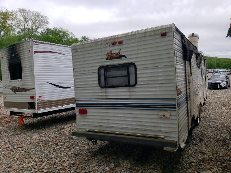 1999 Nomad Trailer VIN 1SN900R26XH001346 COPART salvage auction — BURN, CT - CERT OF TITLE-SALVAGE, sold $5 on 2026-07-15 (photo 4)