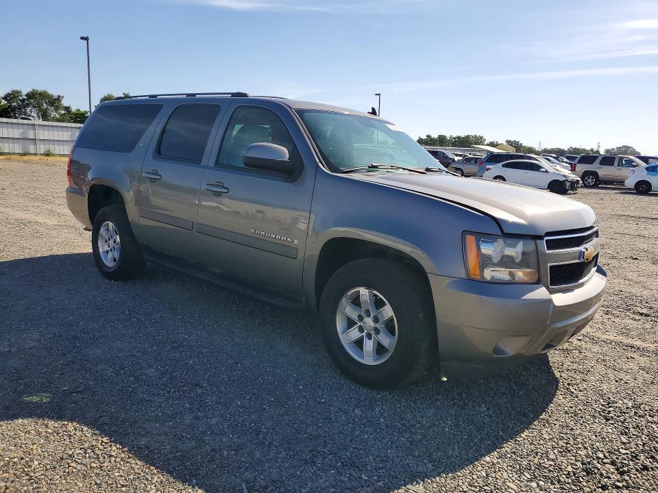 2007 Chevrolet Suburban VIN 1GNFK16387J166953 COPART salvage auction — FRONT END, Ca - Dis/Dlr/Exp Only Clean Title, sold $2,200 on 2026-07-09 (photo 4)