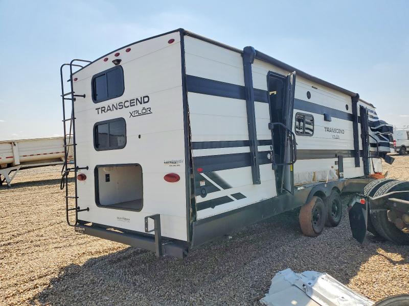 2024 Grand design Transcend VIN 573TT332XR8829801 COPART salvage auction — ROLLOVER, AZ - CERT OF TITLE- NON REPAIR, sold $50 on 2026-07-30 (photo 4)