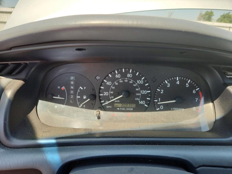 2001 Toyota Camry VIN 4T1BF22K61U968238 COPART salvage auction — MINOR DENT/SCRATCHES, Ca - Salvage Certificate (P), sold $775 on 2026-07-10 (photo 9)