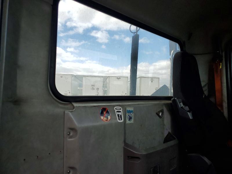 2017 Mack All other VIN 1M1AW01X1HM009650 COPART salvage auction — BURN, DV, sold $1,500 on 2026-07-09 (photo 6)