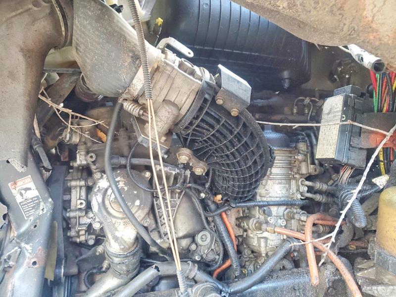 2014 Freightliner All other VIN 3AKJGNDV4EDFT2932 COPART salvage auction — ALL OVER, MN - CERT OF TITLE-SALVAGE, sold $2,750 on 2026-07-31 (photo 7)