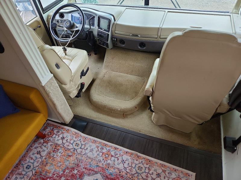 2006 Fleetwood All models VIN 5B4MP67G353410290 COPART salvage auction — MINOR DENT/SCRATCHES, OR - CERTIFICATE OF TITLE, sold $8,900 on 2026-07-21 (photo 5)