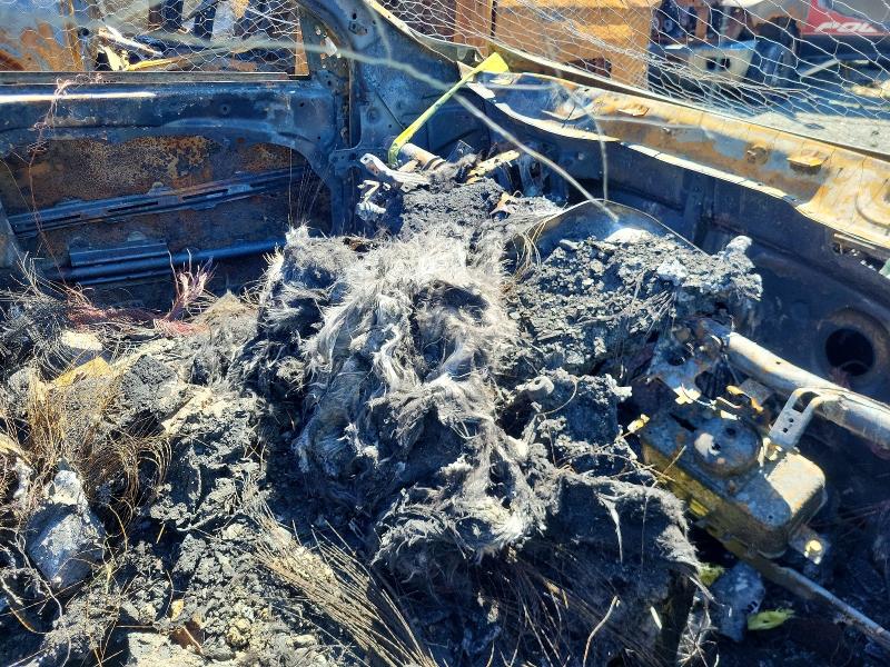 2019 Kia Sorento VIN 5XYPKDA5XKG485643 COPART salvage auction — BURN, NR, sold $70 on 2026-07-16 (photo 9)
