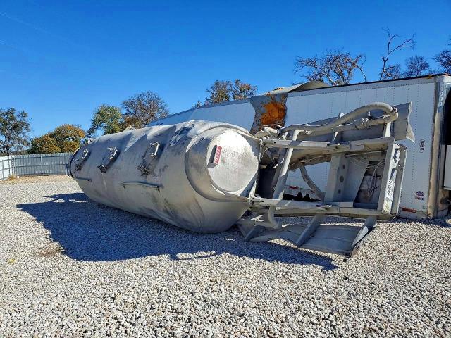 2015 Heil trailer international Heil trail VIN 5HTSN4221F7T94202 COPART salvage auction — ROLLOVER, NE - CERT OF TITLE-SALVAGE (P), sold $10 on 2026-07-09 (photo 1)