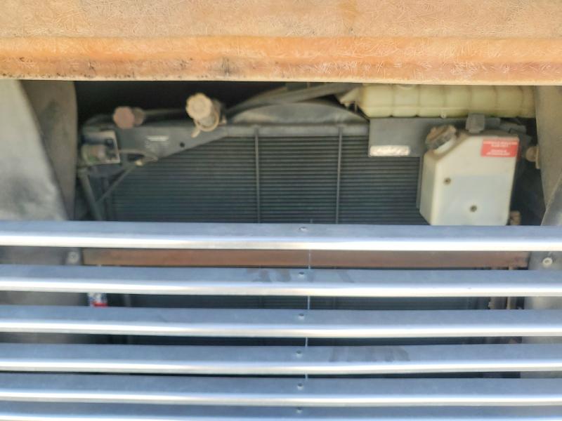 2000 Frht All other VIN 4UZ6XFBA5YCF99159 COPART salvage auction — MINOR DENT/SCRATCHES, NV - CERTIFICATE OF TITLE, sold $2,850 on 2026-07-29 (photo 7)