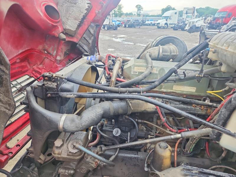 2006 Freightliner All other VIN 1FUJA6CK66LW04024 COPART salvage auction — ROLLOVER, TN - SALVAGE CERTIFICATE, sold $3,800 on 2026-07-09 (photo 7)