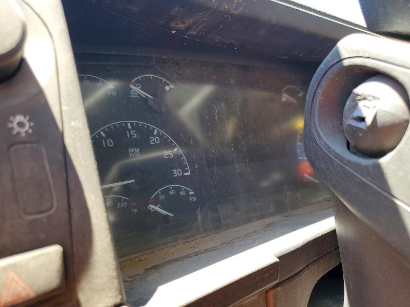 2021 Volv Vn VIN 4V4NC9EH8MN275676 COPART salvage auction — ROLLOVER, SC, sold $9,700 on 2026-07-14 (photo 8)