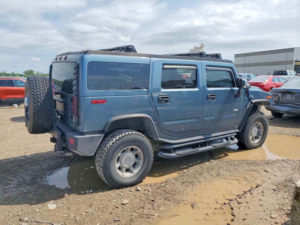 2005 American general H2 VIN 5GRGN23U15H123162 COPART salvage auction — MINOR DENT/SCRATCHES, CT, sold $10,000 on 2026-07-14 (photo 3)
