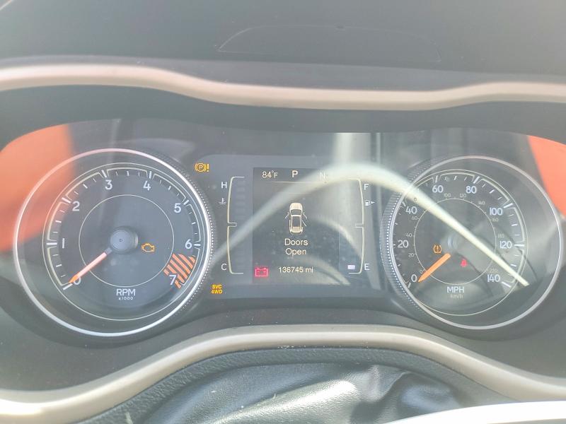 2015 Jeep Cherokee VIN 1C4PJMCB3FW739076 COPART salvage auction — FRONT END, Fl - Certificate Of Title, sold $1,050 on 2026-07-09 (photo 9)