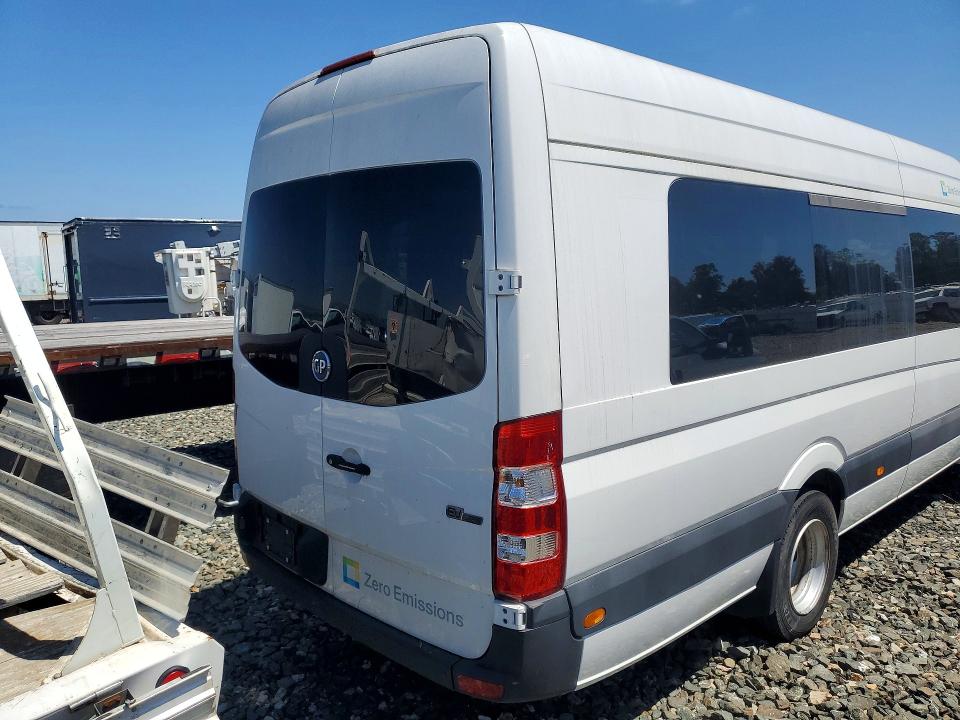 2018 Greenpower motors All other VIN 1G9CG2CD2JD492002 COPART salvage auction — MINOR DENT/SCRATCHES, CA - DIS/DLR/EXP ONLY CLEAN TITLE, sold $24,800 on 2026-07-20 (photo 6)