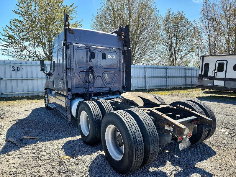 2017 Freightliner All other VIN 1FUJGLDV8HLHM1686 COPART salvage auction — FRONT END, RF, sold $200 on 2026-07-09 (photo 3)