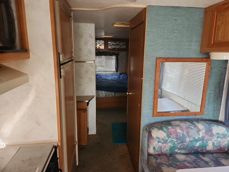 1997 Coachmen rv F-ser othr VIN 3FCMF53G4VJA18738 COPART salvage auction — SIDE, OH - CERTIFICATE OF TITLE, sold $15 on 2026-07-20 (photo 6)