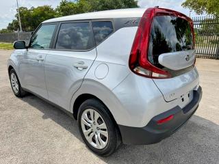 2020 Kia Soul VIN KNDJ23AU5L7098729 COPART salvage auction — MINOR DENT/SCRATCHES, Fl - Certificate Of Destruction (P), sold $6,900 on 2026-07-17 (photo 2)
