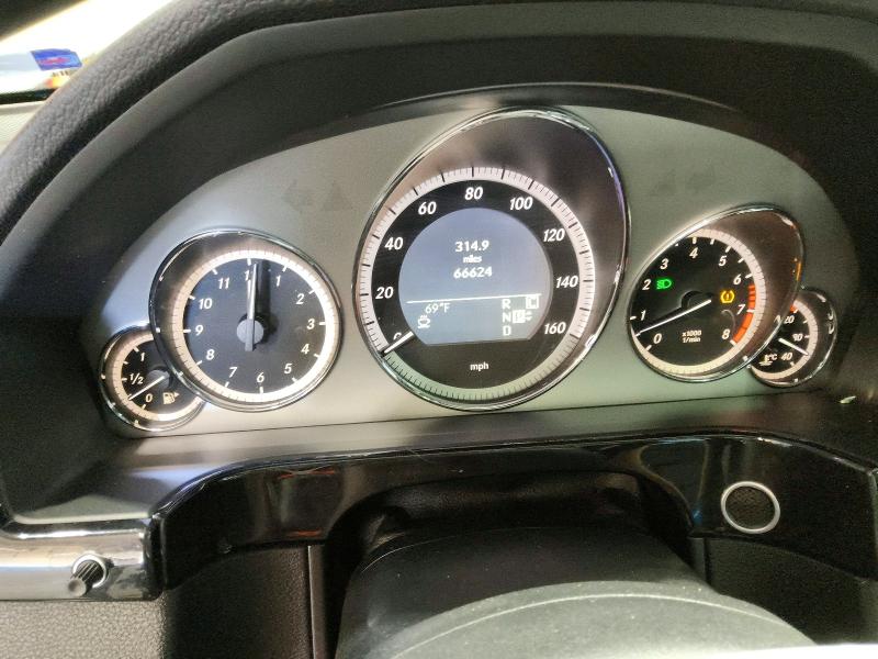 2010 Mercedes-benz E-class VIN WDDHF8HB8AA142703 COPART salvage auction — MINOR DENT/SCRATCHES, Oh - Cert Of Title-Repossession, sold $1,750 on 2026-07-02 (photo 9)