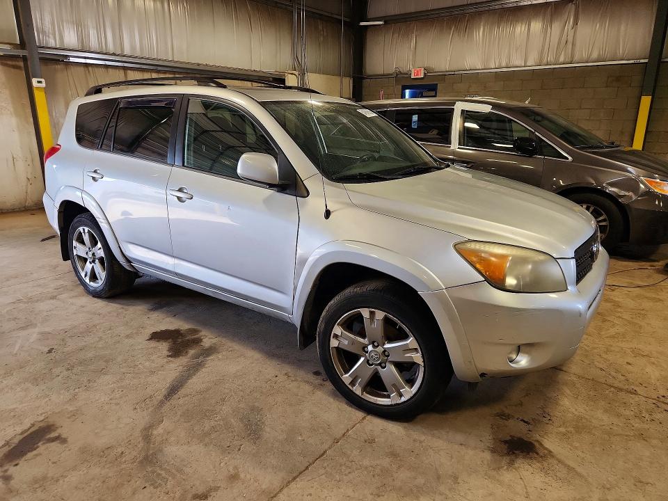 2008 Toyota Rav4 VIN JTMBK32V885056375 COPART salvage auction — VANDALISM, PA - CERT OF SALVAGE-THEFT, sold $1,750 on 2026-07-29 (photo 4)
