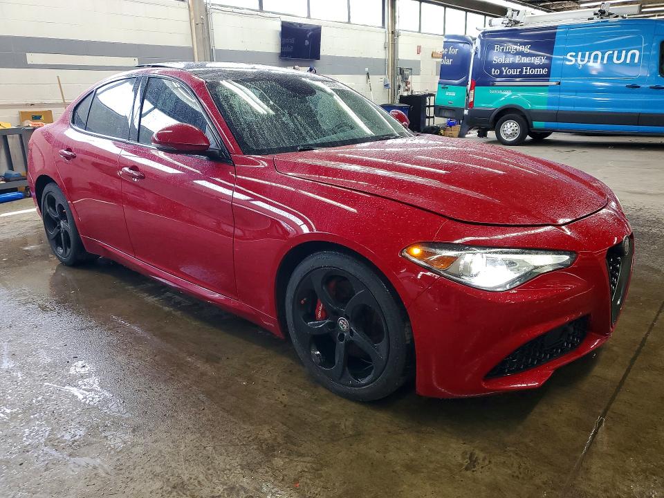 2018 Alfa romeo Giulia VIN ZARFAEBN4J7575570 COPART salvage auction — MECHANICAL, Il - Certificate Of Title, sold $4,550 on 2026-07-21 (photo 4)