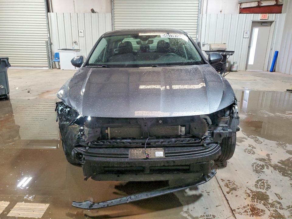 2024 Volkswagen Jetta VIN 3VW5M7BU9RM041317 COPART salvage auction — FRONT END, Az - Certificate Of Title, sold $1,850 on 2026-07-02 (photo 5)