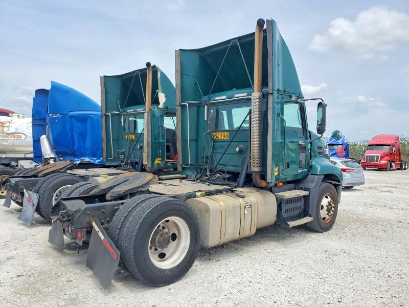 2017 Mack All other VIN 1M1AW01X2HM009706 COPART salvage auction — MINOR DENT/SCRATCHES, CT, sold $1,800 on 2026-07-08 (photo 4)