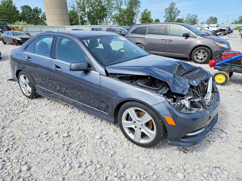 2011 Mercedes-benz C class VIN WDDGF8BB0BR137809 COPART salvage auction — FRONT END, Mi - Certificate Of Title, sold $800 on 2026-07-16 (photo 4)
