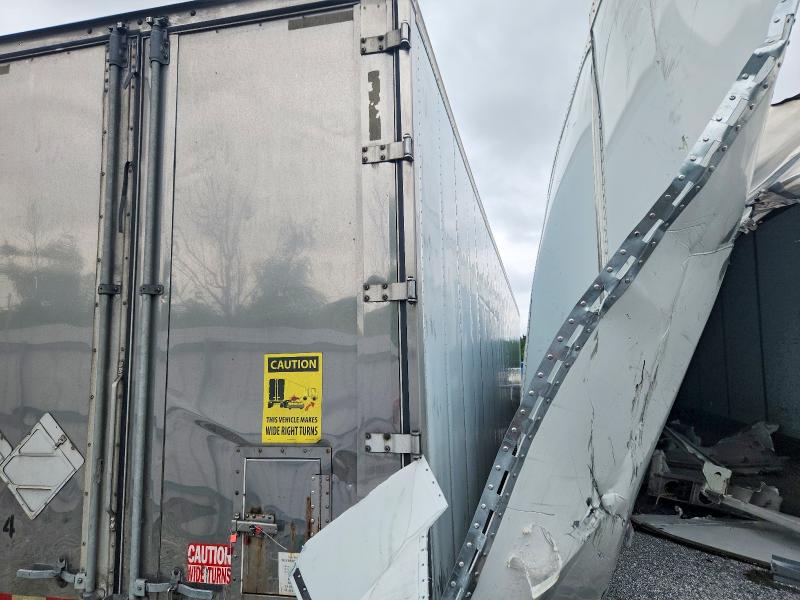 2009 Wabash All models VIN 1JJV532WX9L275338 COPART salvage auction — NORMAL WEAR, ST, sold $950 on 2026-07-07 (photo 4)